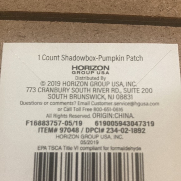 Target 2019 BP Pumpkin Patch Mini Tray/Shadowbox - Picture 5 of 5